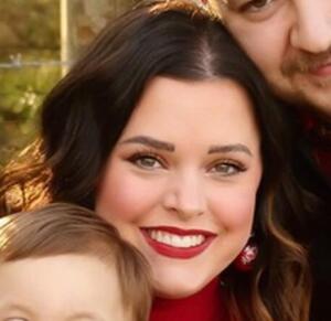 Smiling photo of teacher Alison Townson