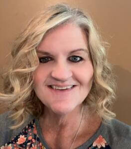 Smiling photo of teacher Katherine Parker